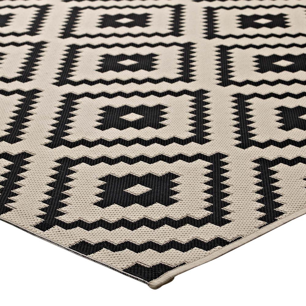 Perplex Geometric Diamond Trellis 9x12 Indoor and Outdoor Area Rug - Black and Beige R-1134A-912. Picture 3