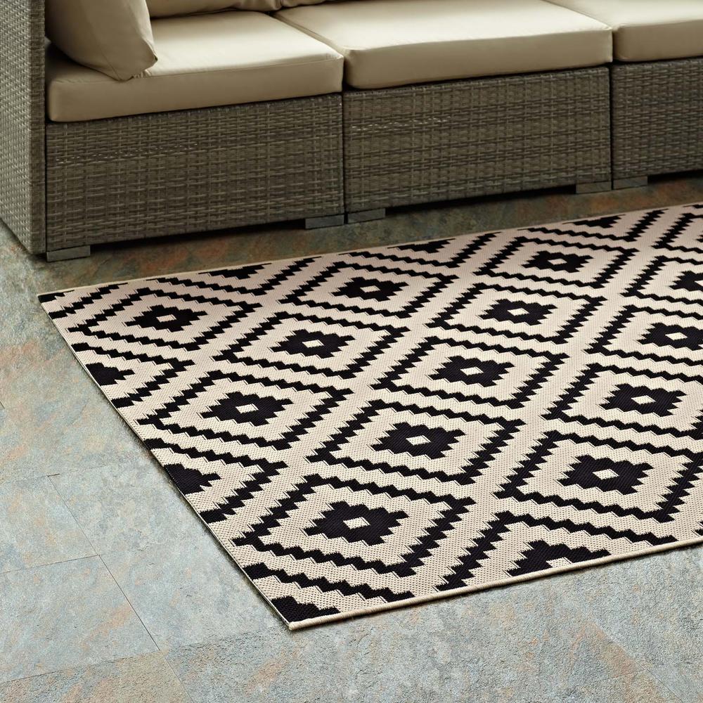 Perplex Geometric Diamond Trellis 9x12 Indoor and Outdoor Area Rug - Black and Beige R-1134A-912. Picture 8
