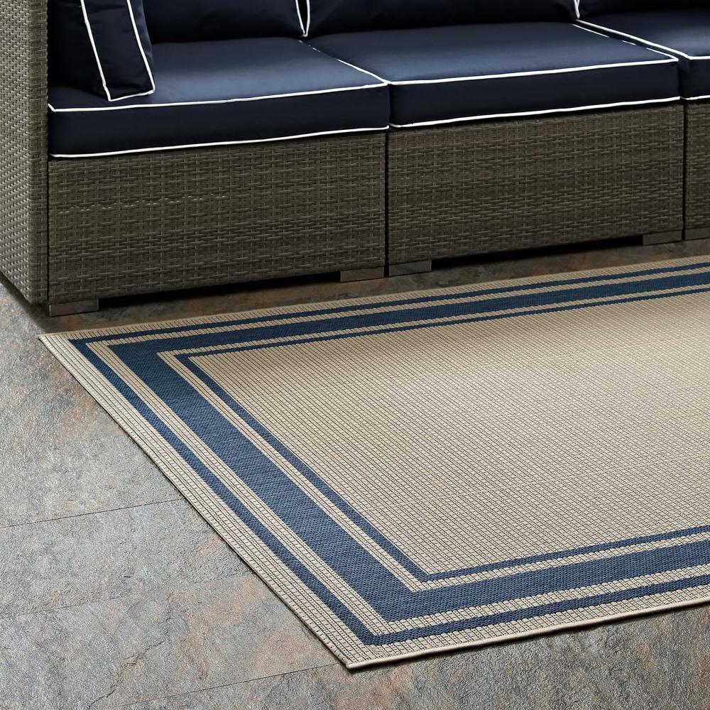 Rim Solid Border 5x8 Indoor and Outdoor Area Rug. Picture 6