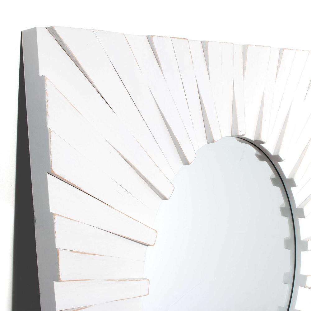 Tallulah Wood Mirror. Picture 3