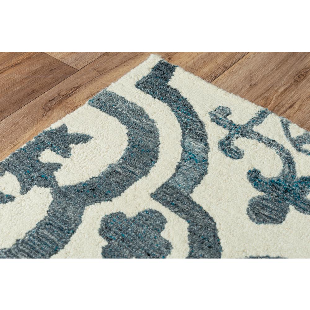 Hand Tufted Cut & Loop Pile Wool/ Recycled Polyester Rug, 8'6" x 11'6". Picture 3