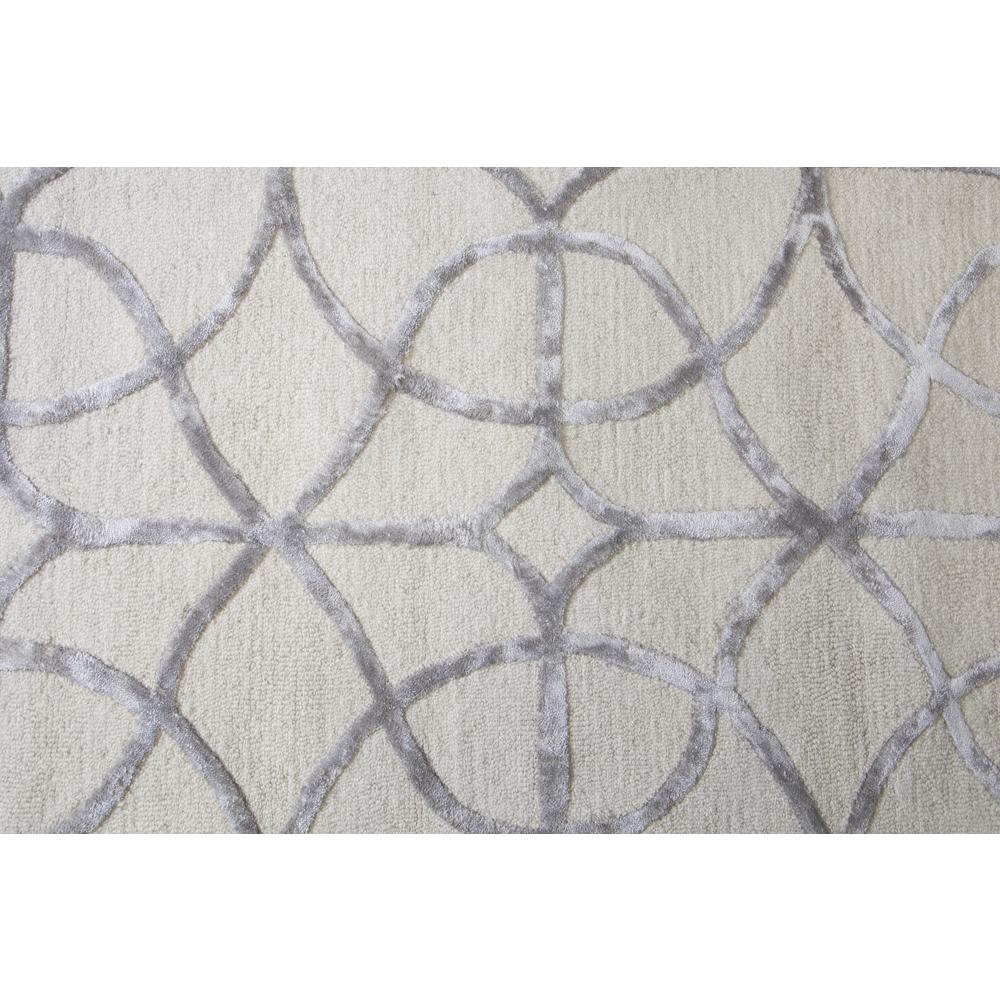Madison Neutral 8' x 10' Hand-Tufted Rug- MI1015. Picture 3