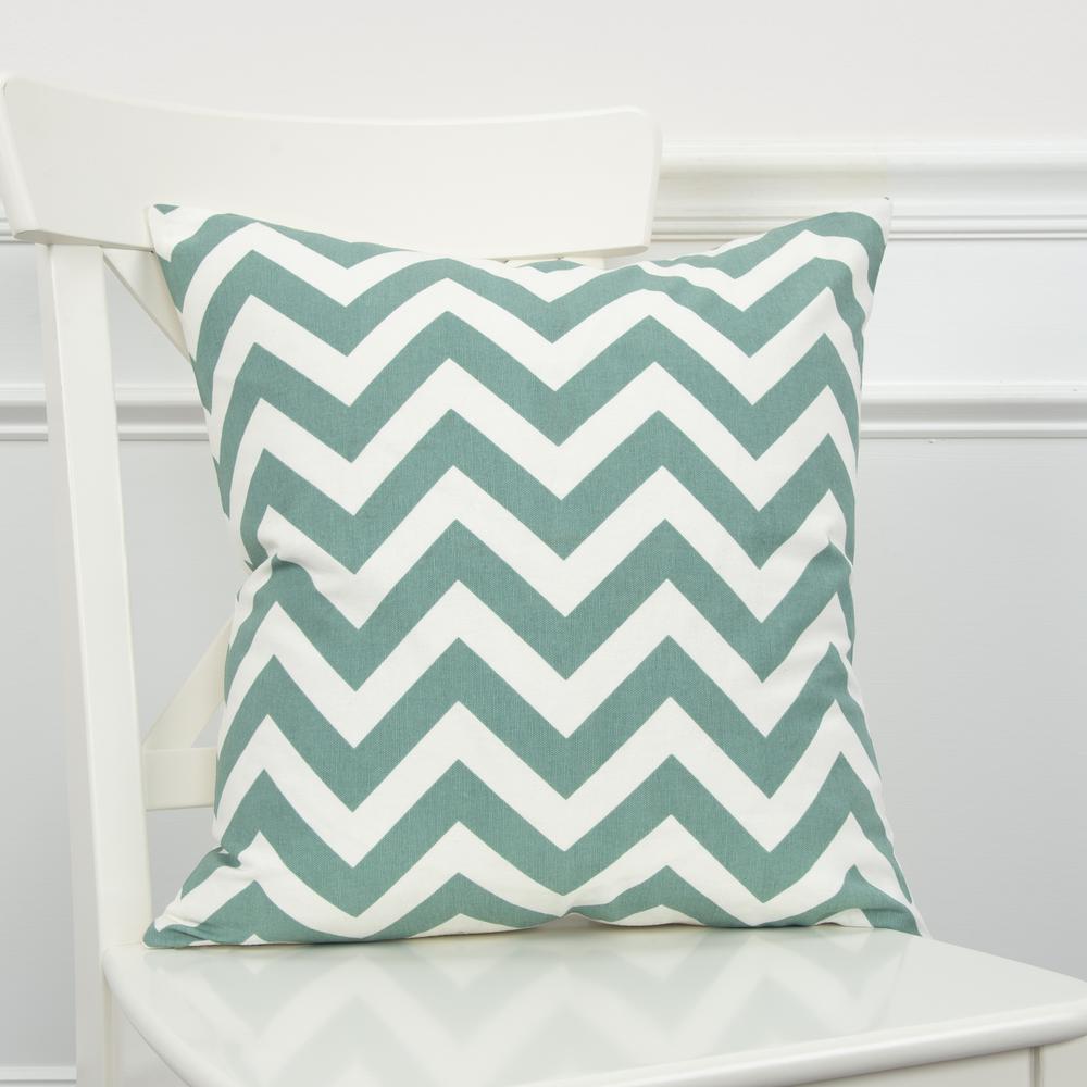 Rizzy Home 18" x 18" Pillow- T05290. Picture 5