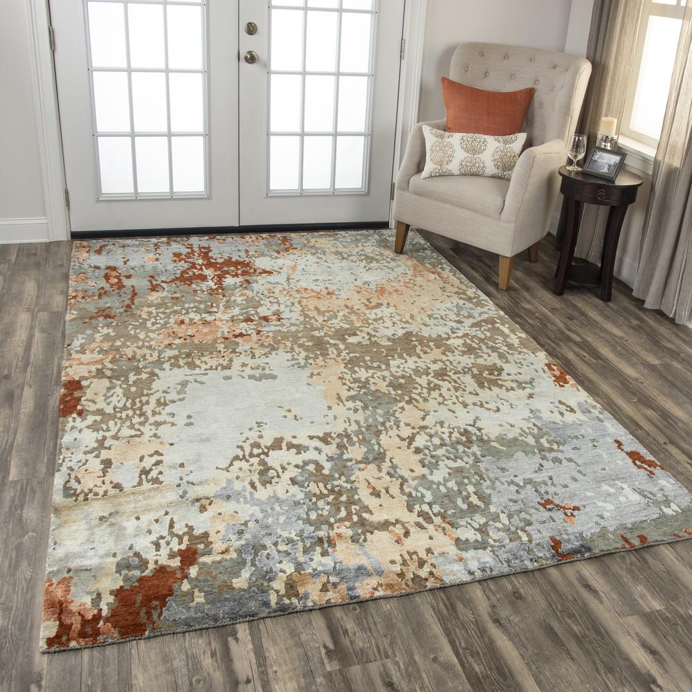 Hand Knotted Cut Pile Wool/ Viscose Rug, 6' x 9'. Picture 7