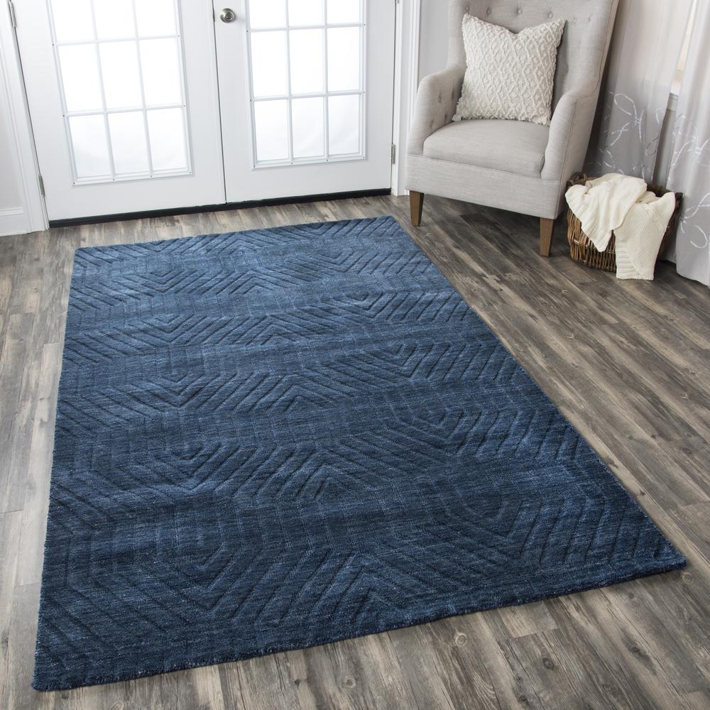 Technique Blue 5' x 8' Hand Loomed Rug- TC8576. Picture 5