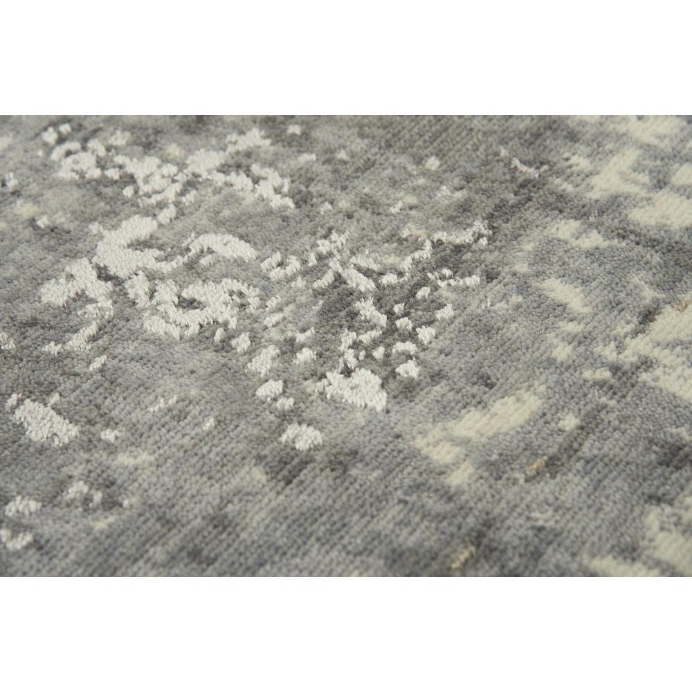 Radiant Gray 2'6" x 10' Hybrid Rug- 004110. Picture 11