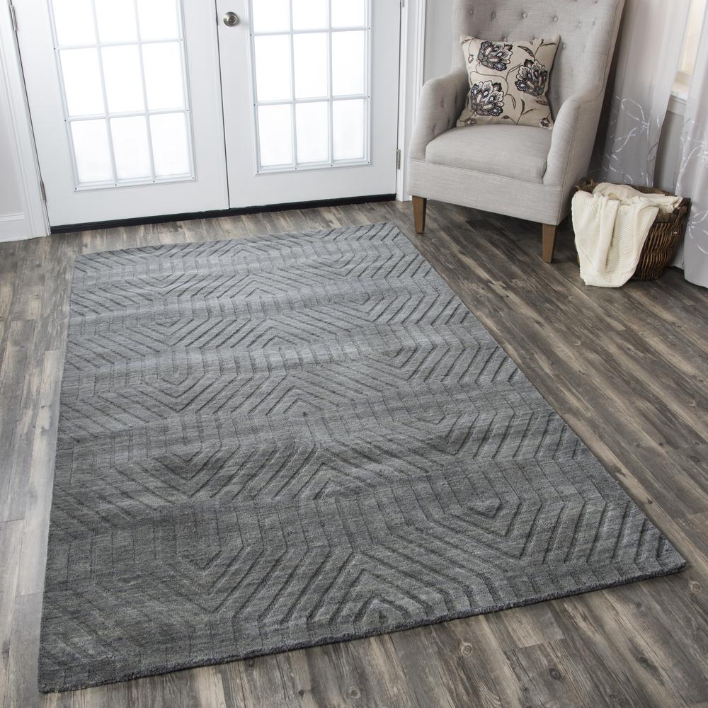 Technique Gray 2'6" x 8' Hand Loomed Rug- TC8578. Picture 5