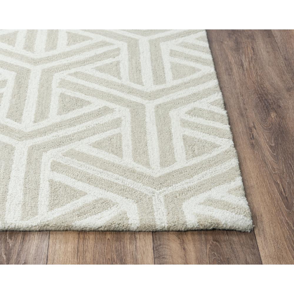 Ellis Ivory 5'X7'6" Tufted Internet Rug  in Ivory (A04A0410437040576). Picture 1