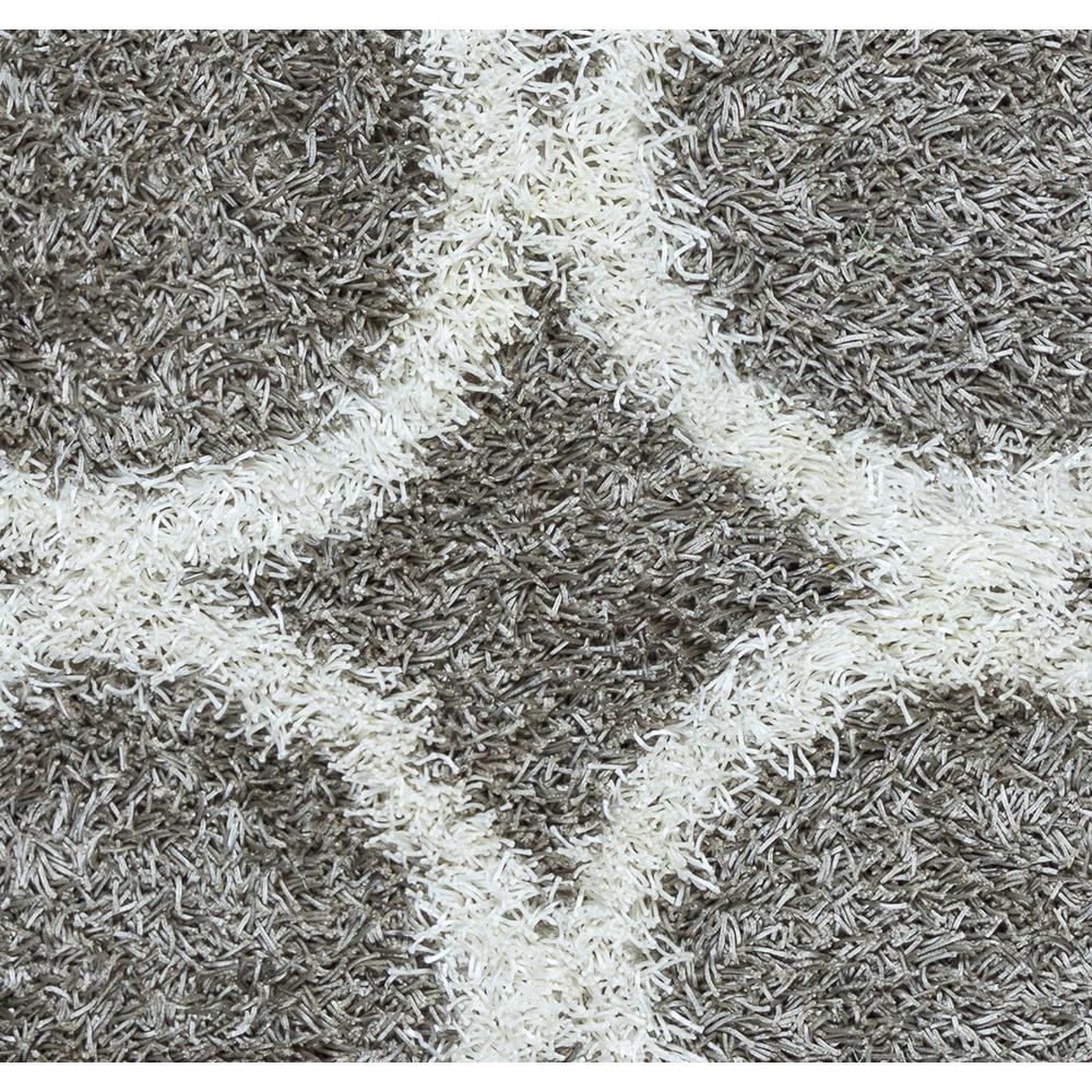 Kempton Gray 3' Round Tufted Rug- KM2448. Picture 2