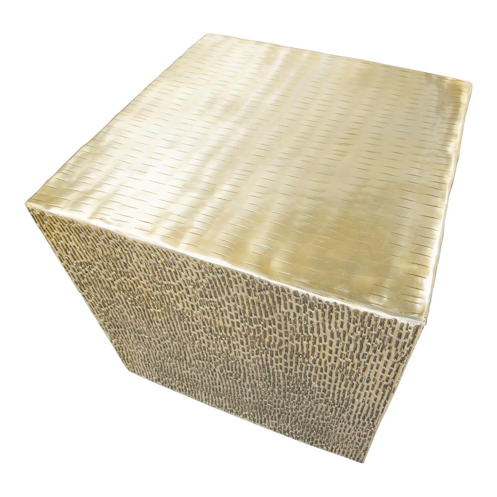 Mono Side Table Gold. Picture 5