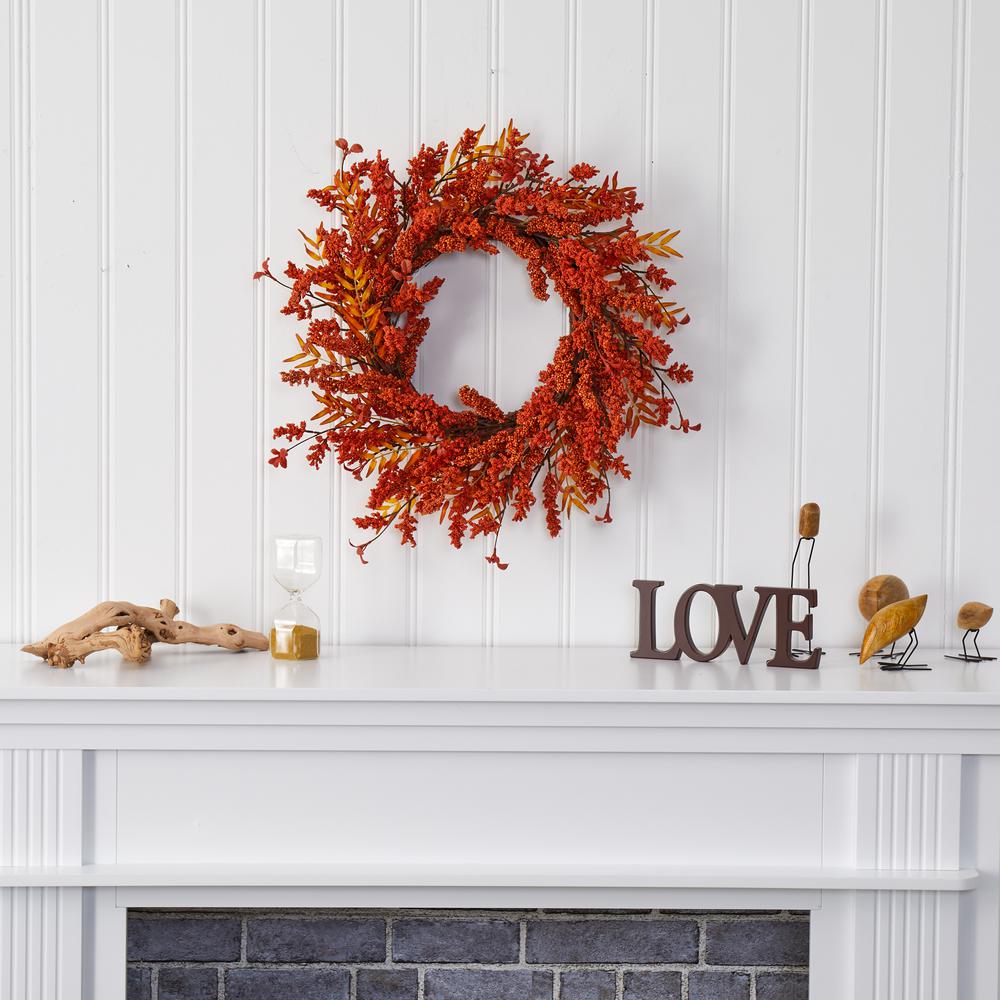 18in. Harvest Berry Artificial Wreath. Picture 2