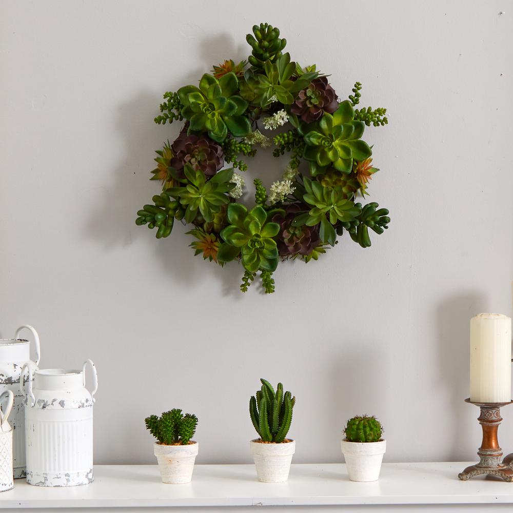 20in. Succulent Wreath. Picture 2