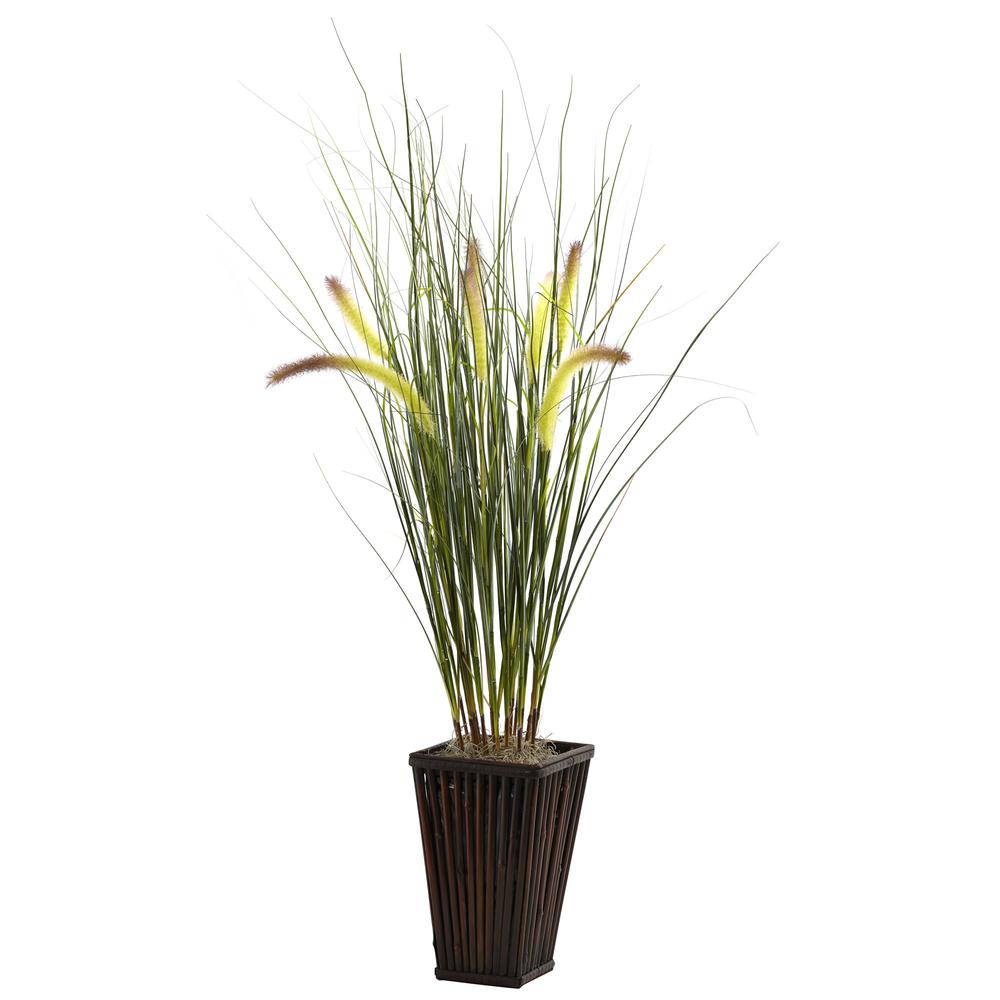 Grass with Cattails & Bamboo Planter. Picture 1
