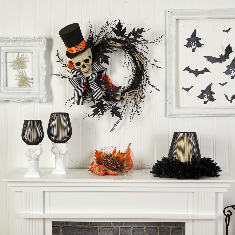 26in. Halloween Dapper Skeleton Wreath. Picture 2