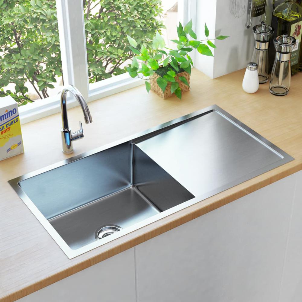 Handmade Kitchen Sink Stainless Steel. Picture 2