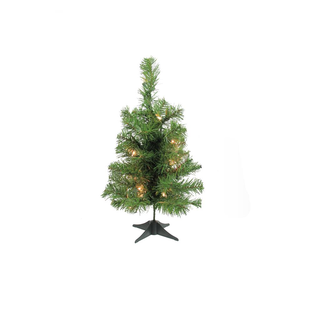 18" Pre-Lit Medium Traditional Noble Fir Artificial Christmas Tree - Clear Lights. Picture 1