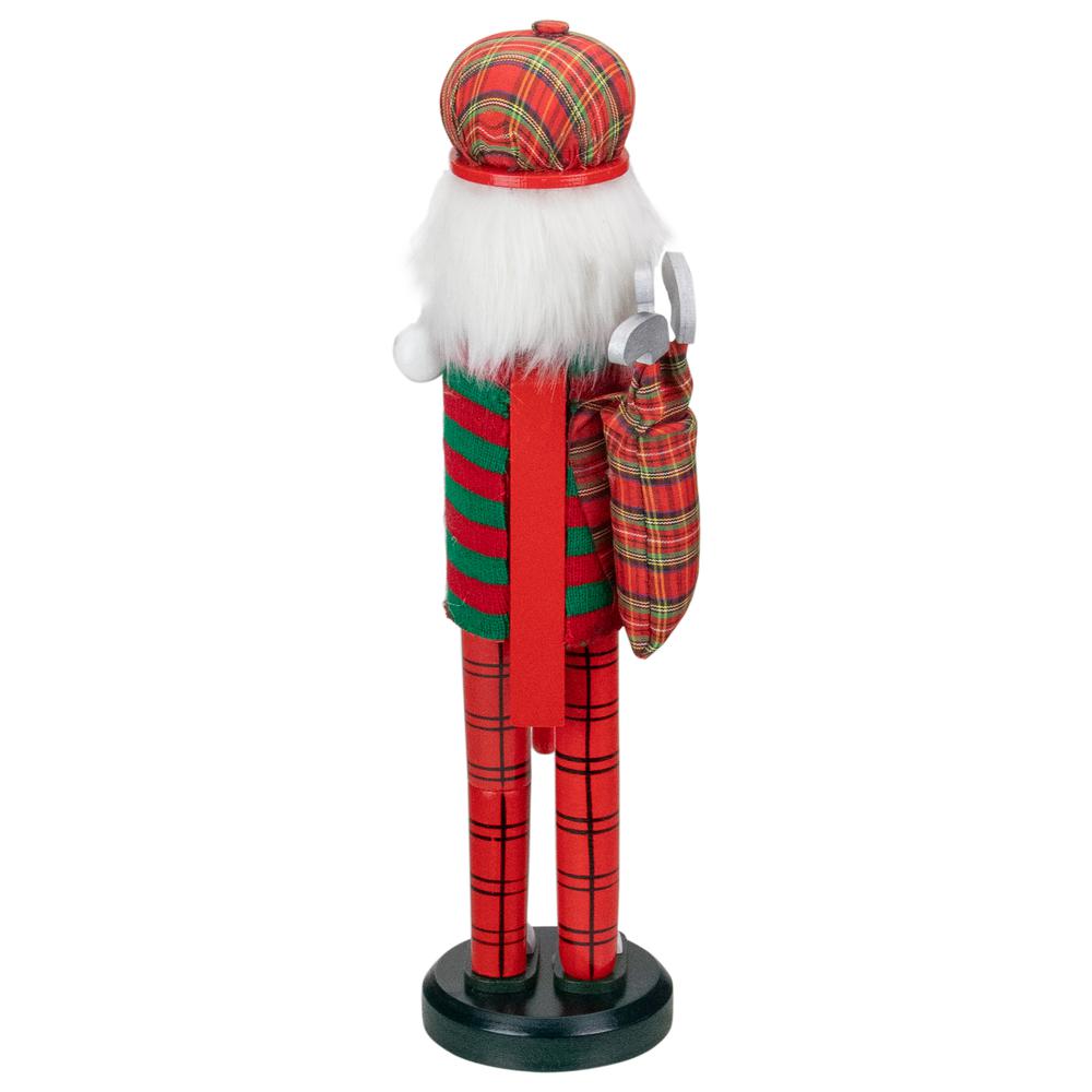 14" Red and Green Plaid Wooden Golfer Christmas Nutcracker. Picture 6