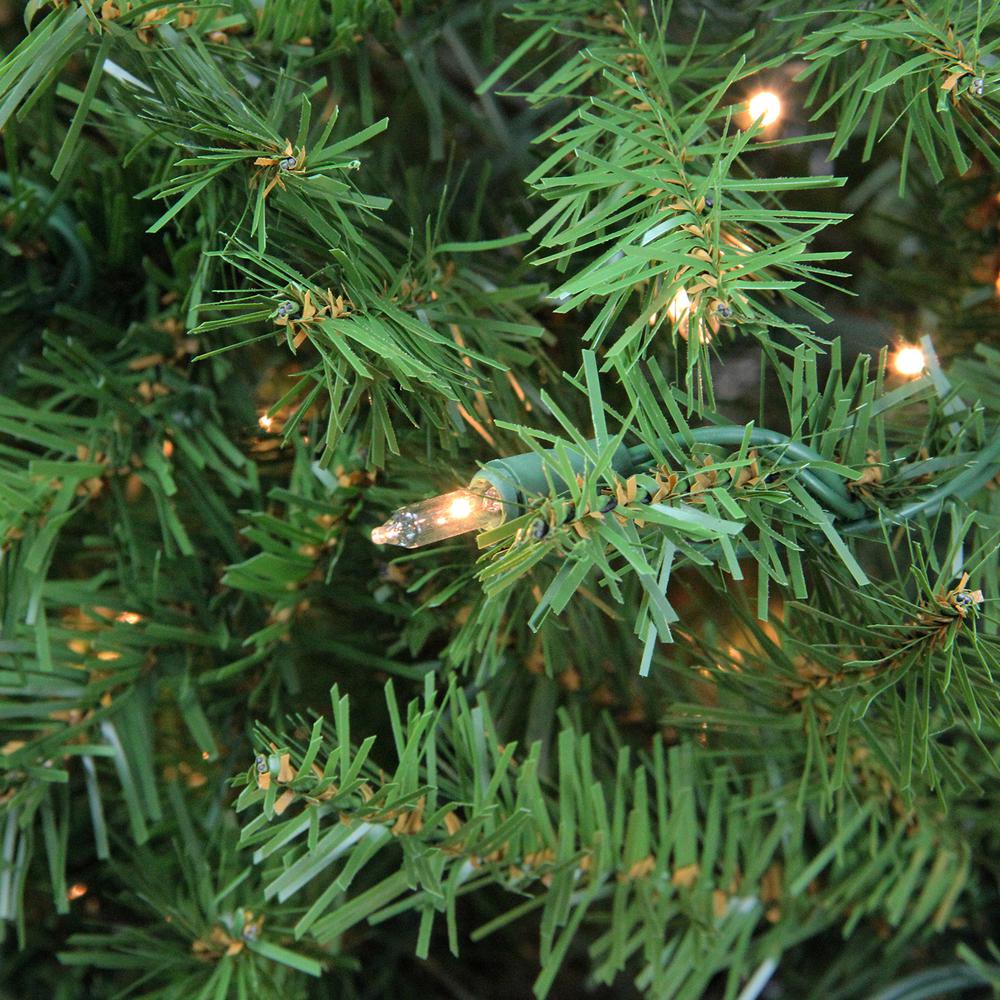 4' Pre-Lit Full Northern Pine Artificial Christmas Tree - Clear Lights. Picture 2