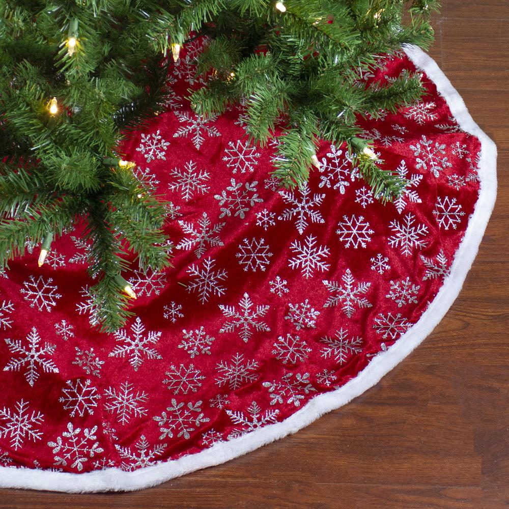 48" Red and White Snowflake Christmas Tree Skirt with a White Border. Picture 2