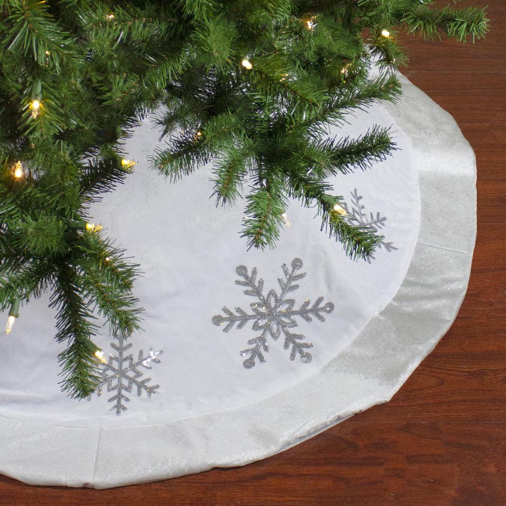 48" White and Silver Embroidered Sequin Snowflakes Tree Skirt. Picture 2