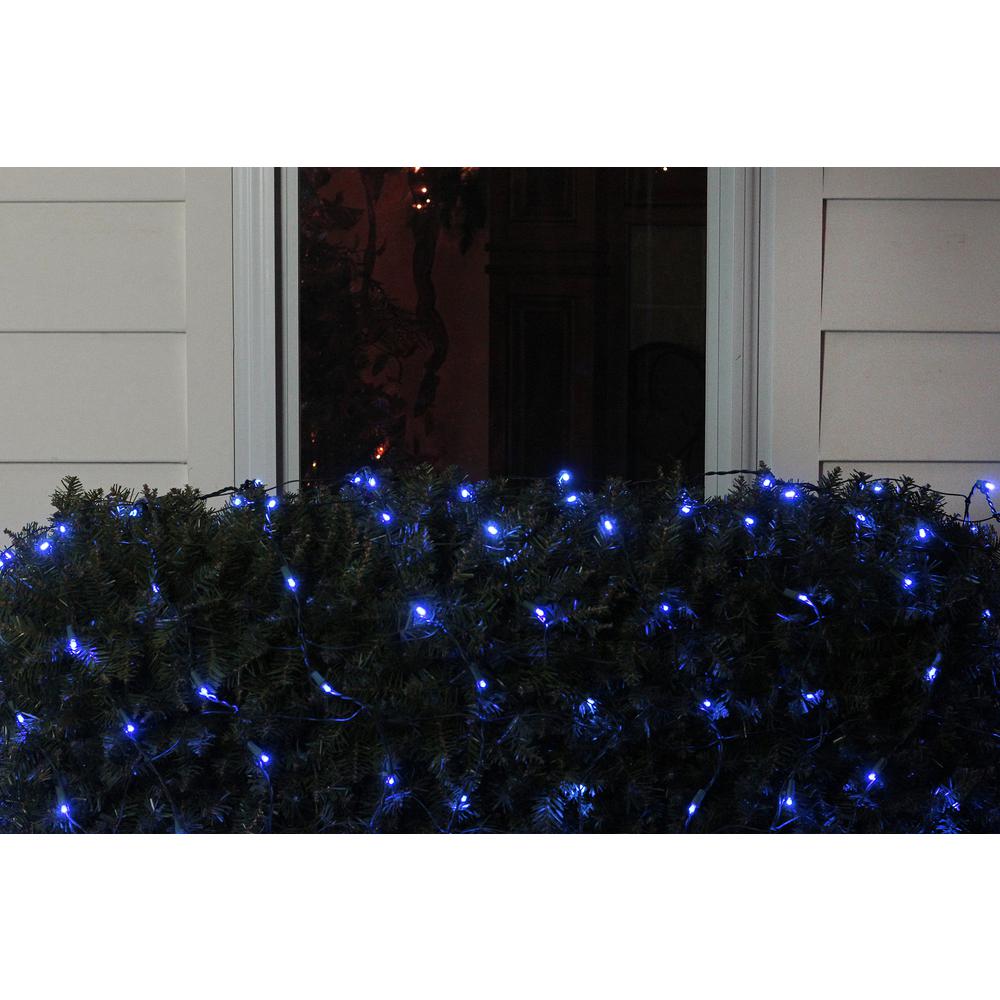 4' x 6' Blue LED Wide Angle Christmas Net Lights - Green Wire. Picture 3