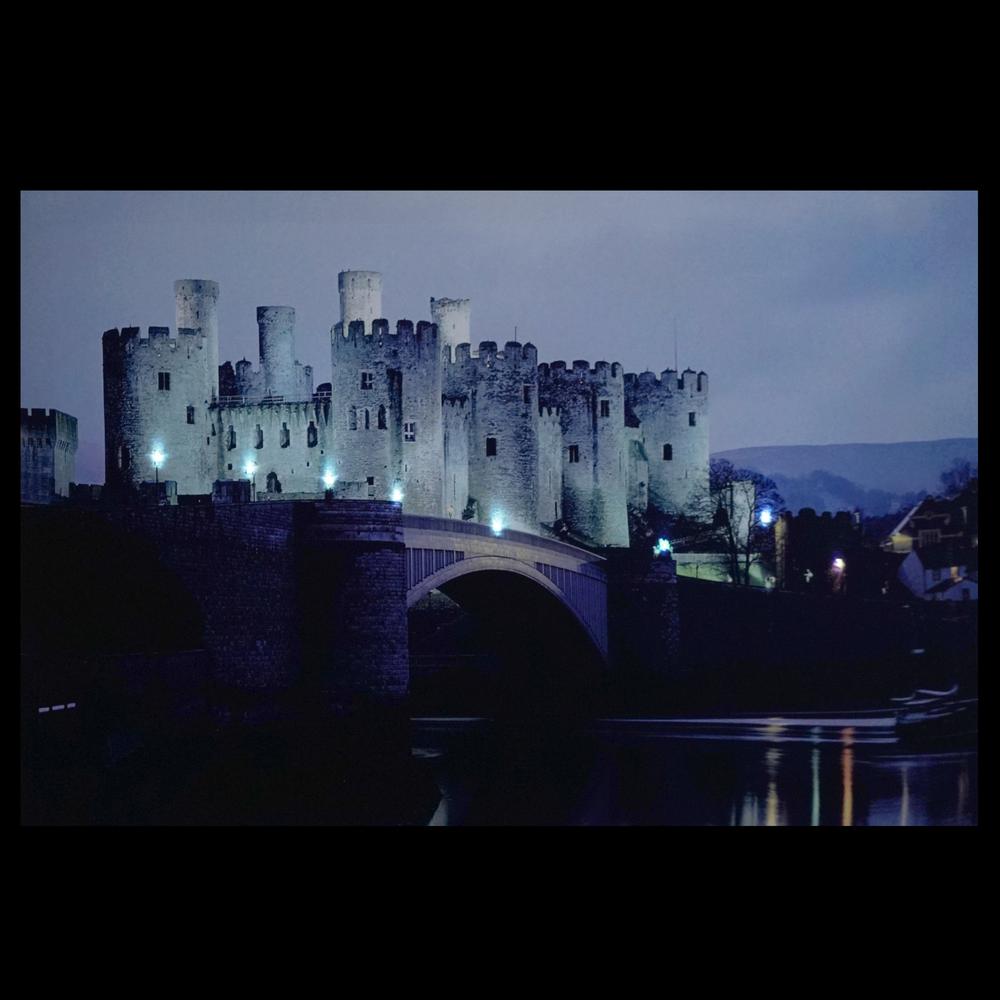 LED Lighted Conwy Castle in Wales Scene Canvas Wall Art 15.75" x 23.5". Picture 2