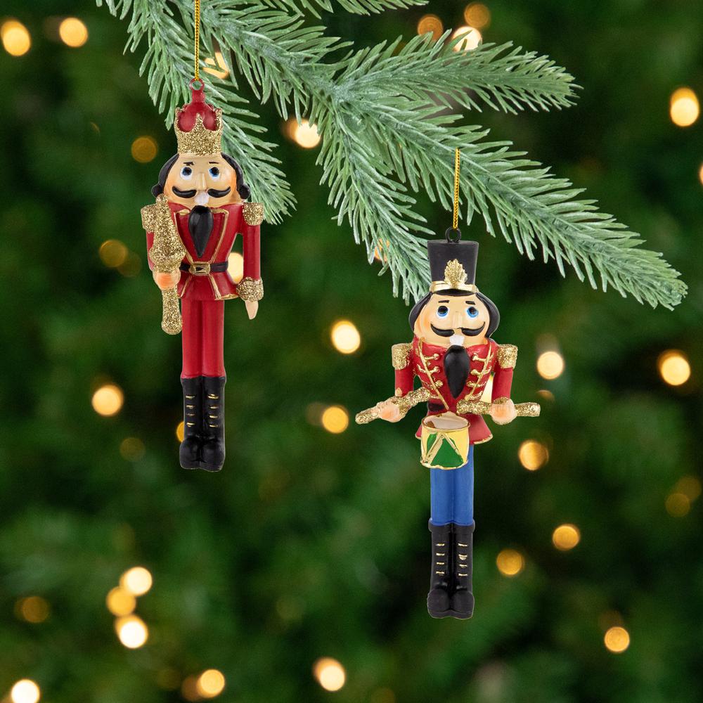Set of 2 Nutcracker King and Soldier Christmas Ornaments 5.75". Picture 3