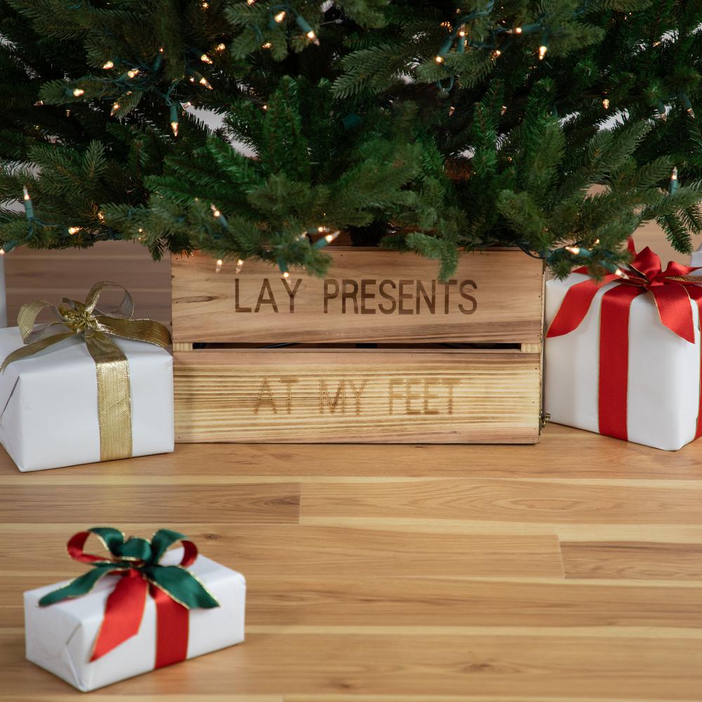 18" Wood Crate "Lay Presents at My Feet" Christmas Tree Collar. Picture 2