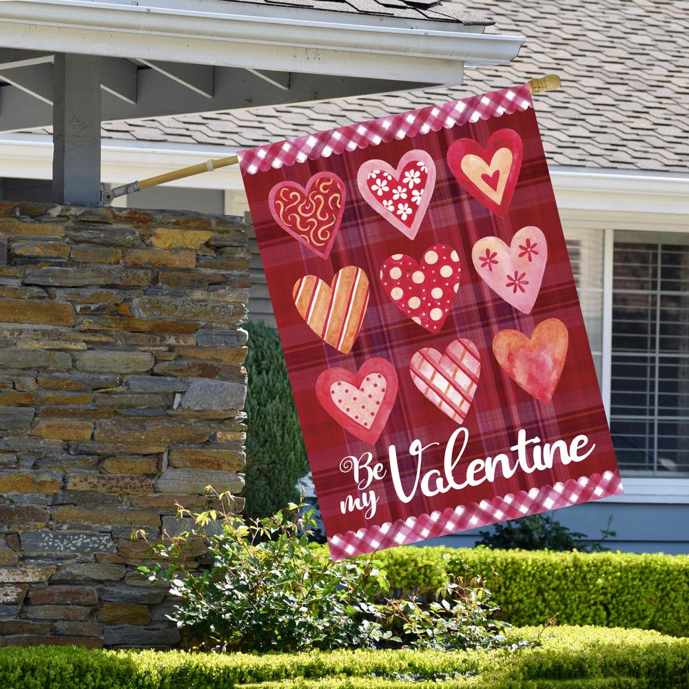 Be My Valentine Plaid and Heart Outdoor House Flag 28" x 40". Picture 3