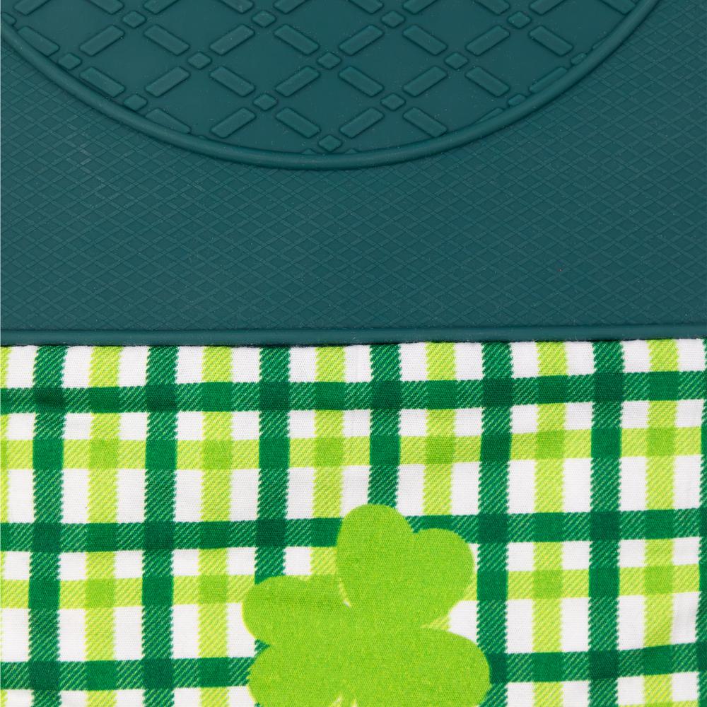 Set of 2 Green Plaid Shamrock St. Patrick's Day Oven Mitts 12.5". Picture 3