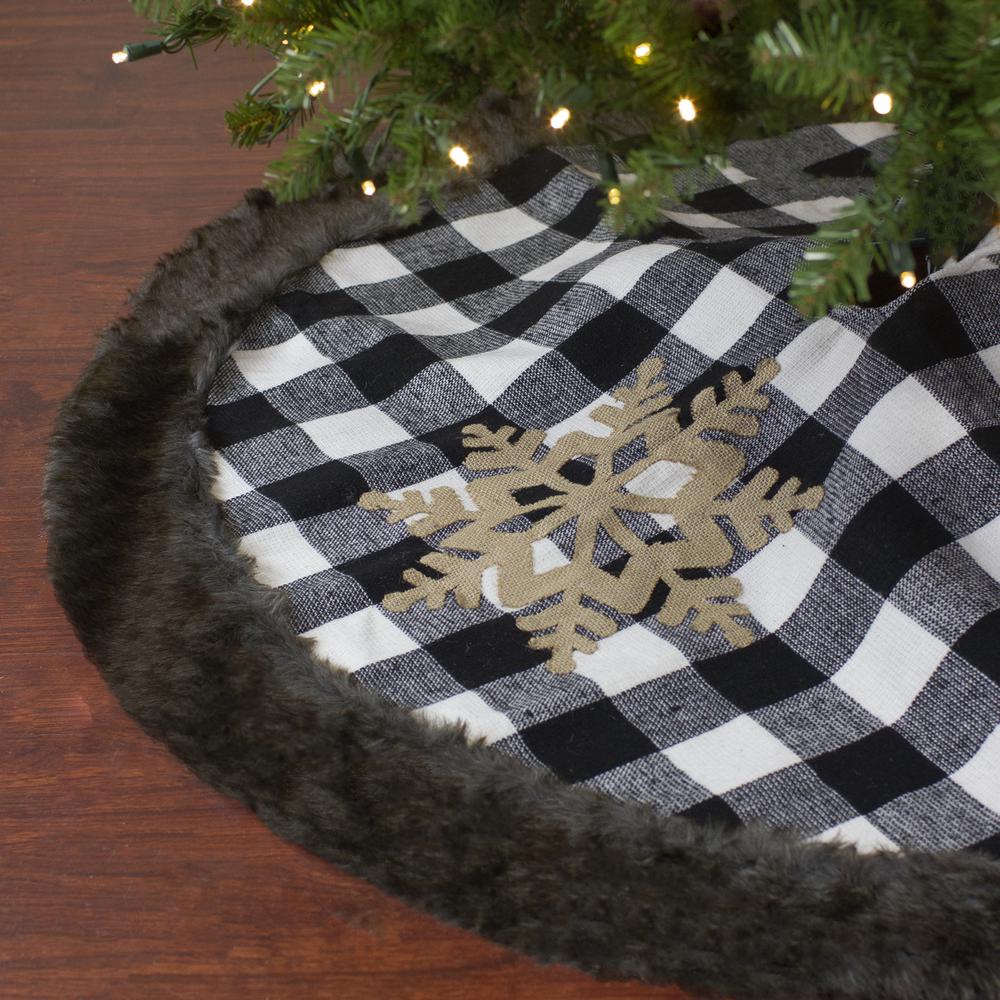 48" Black and White Buffalo Plaid Christmas Tree Skirt with Burlap Snowflake. Picture 2