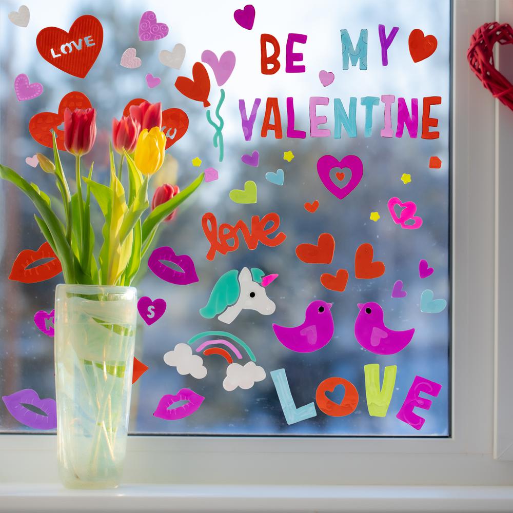 Set of 5 Double Sided Valentine's Day Gel Window Clings. Picture 1