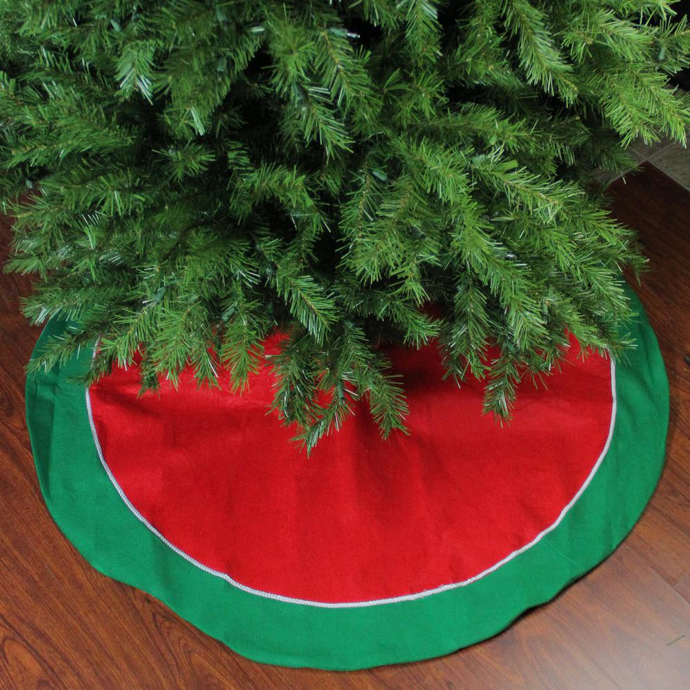 48" Red and Green Traditional Christmas Tree Skirt. Picture 2