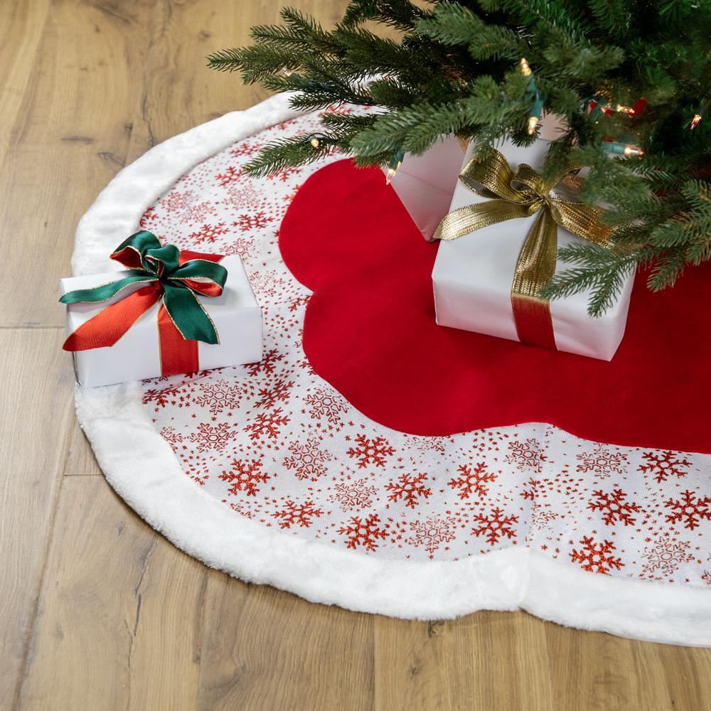48" Red and White Glitter Snowflake Scallop Christmas Tree Skirt. Picture 2