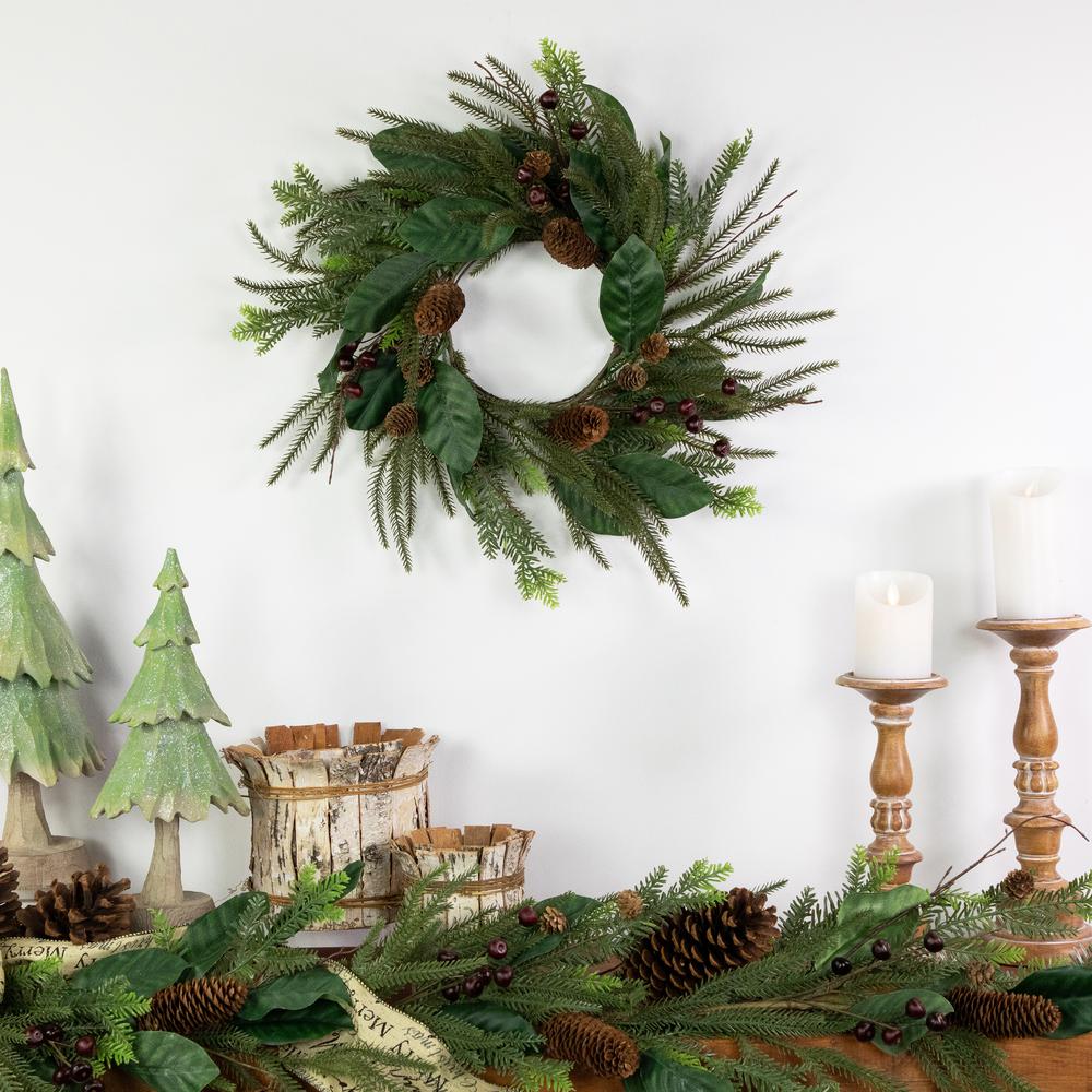 Mixed Foliage with Berries Artificial Christmas Wreath  20-Inch  Unlit. Picture 3