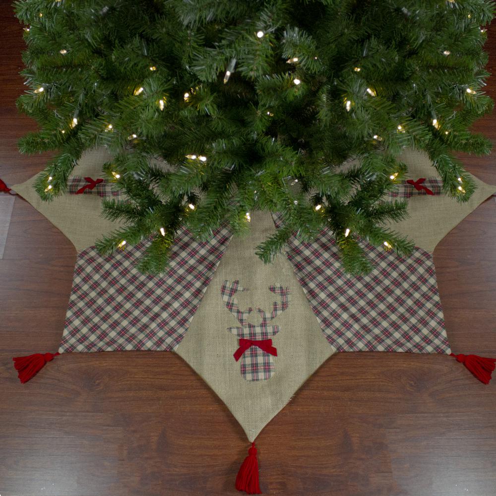 48" Red and Brown Burlap and Plaid Reindeer Christmas Tree Skirt with Tassels. Picture 4