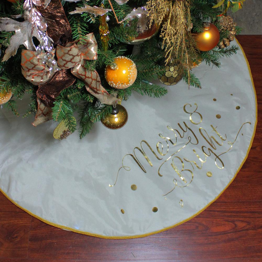 48" Ivory White Merry and Bright Christmas Tree Skirt. Picture 4