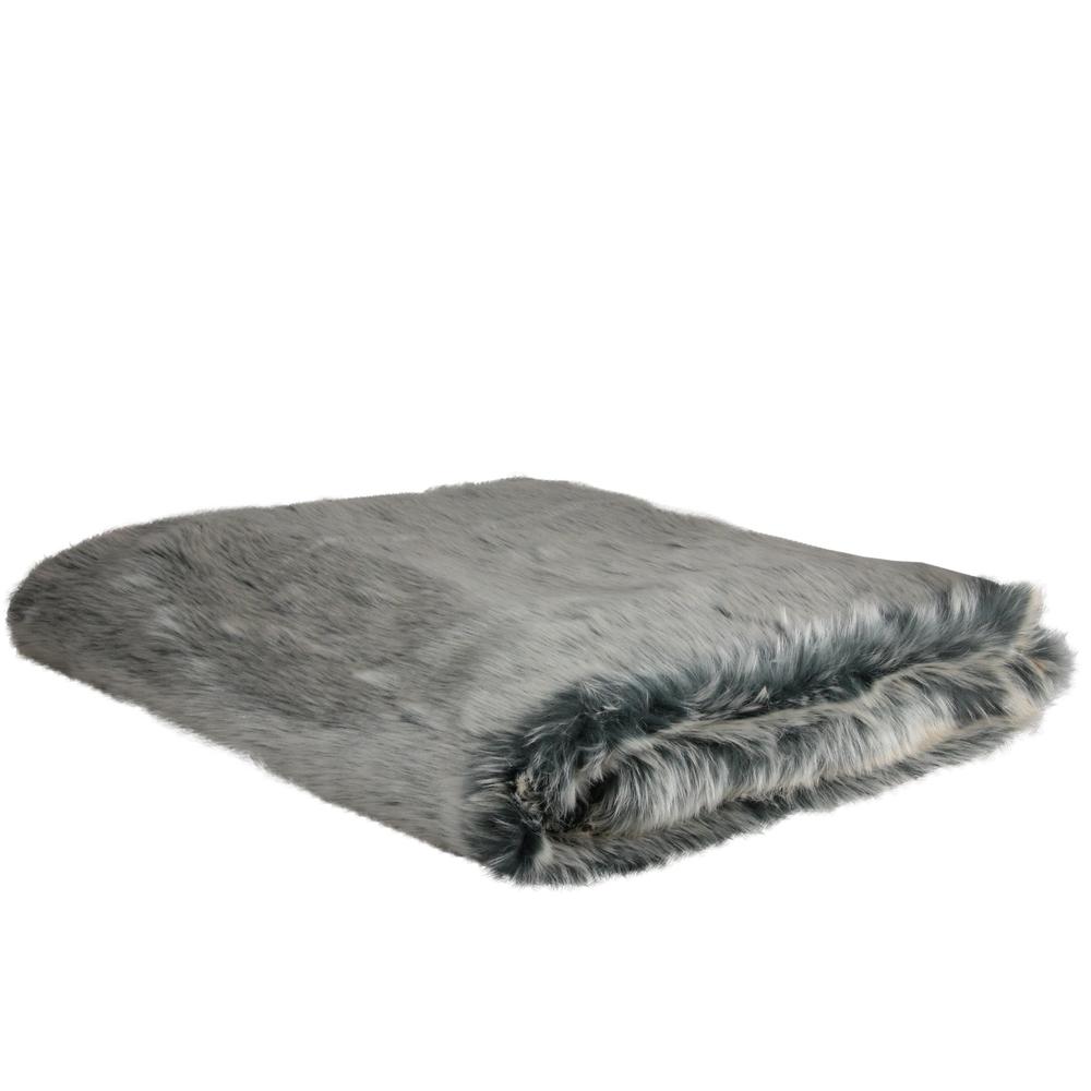 Faux Fur Gray Solid Rectangular Throw Blanket 50" x 60". Picture 3