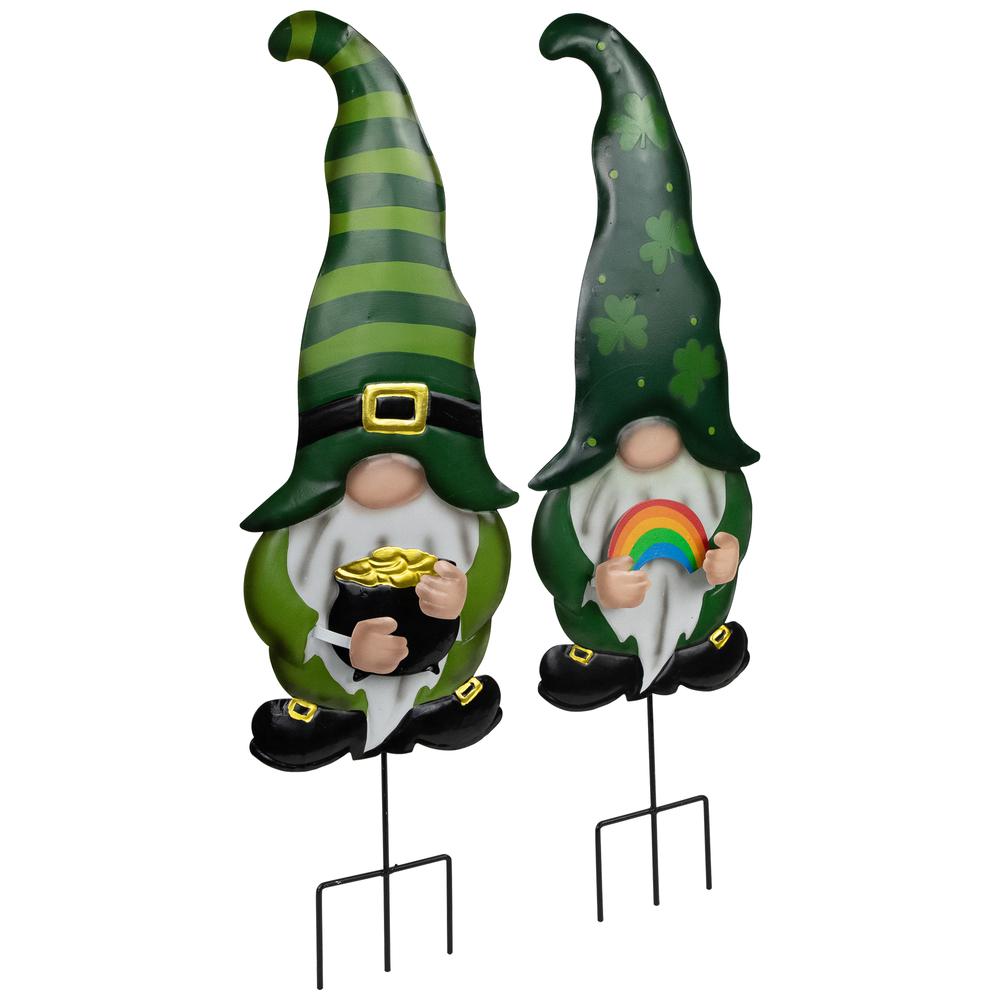Pot of Gold and Rainbow St Patrick's Day Gnomes Outdoor Garden Stakes. Picture 3