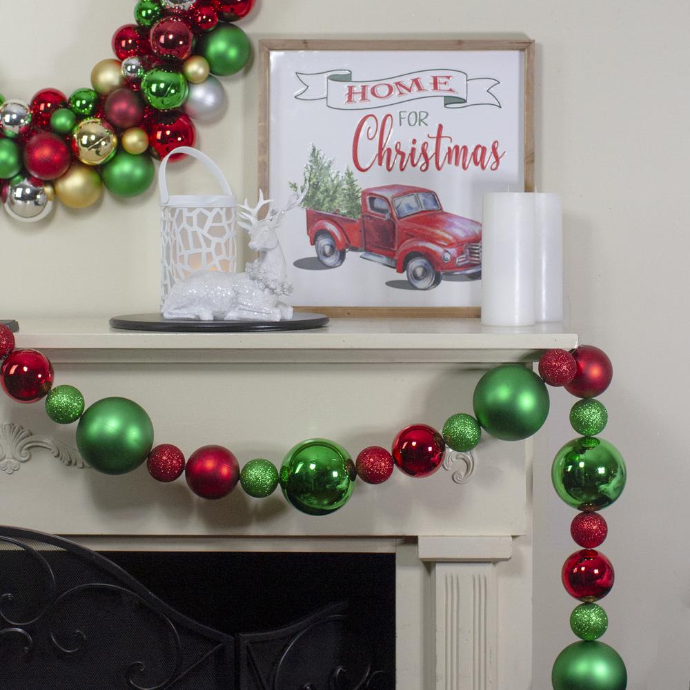 6' Red and Green 3-Finish Shatterproof Ball Christmas Garland. Picture 2