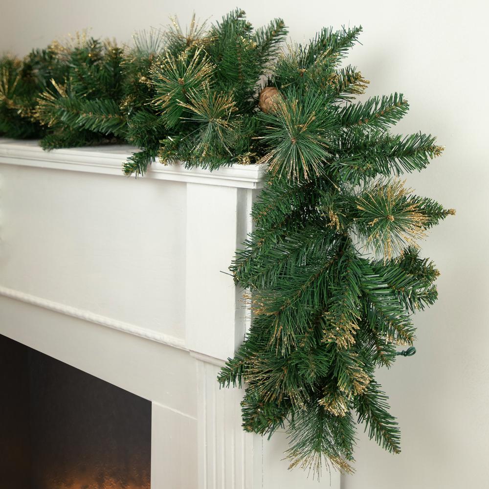 9' x 10 Yorkshire Pine Artificial Christmas Garland - Unlit. Picture 2
