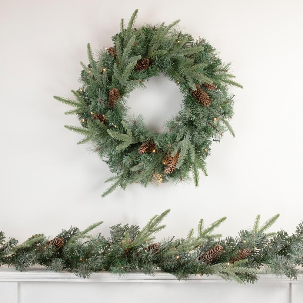 24" Pre-Lit Artificial Mixed Pine and Pine Cone Christmas Wreath. Picture 2