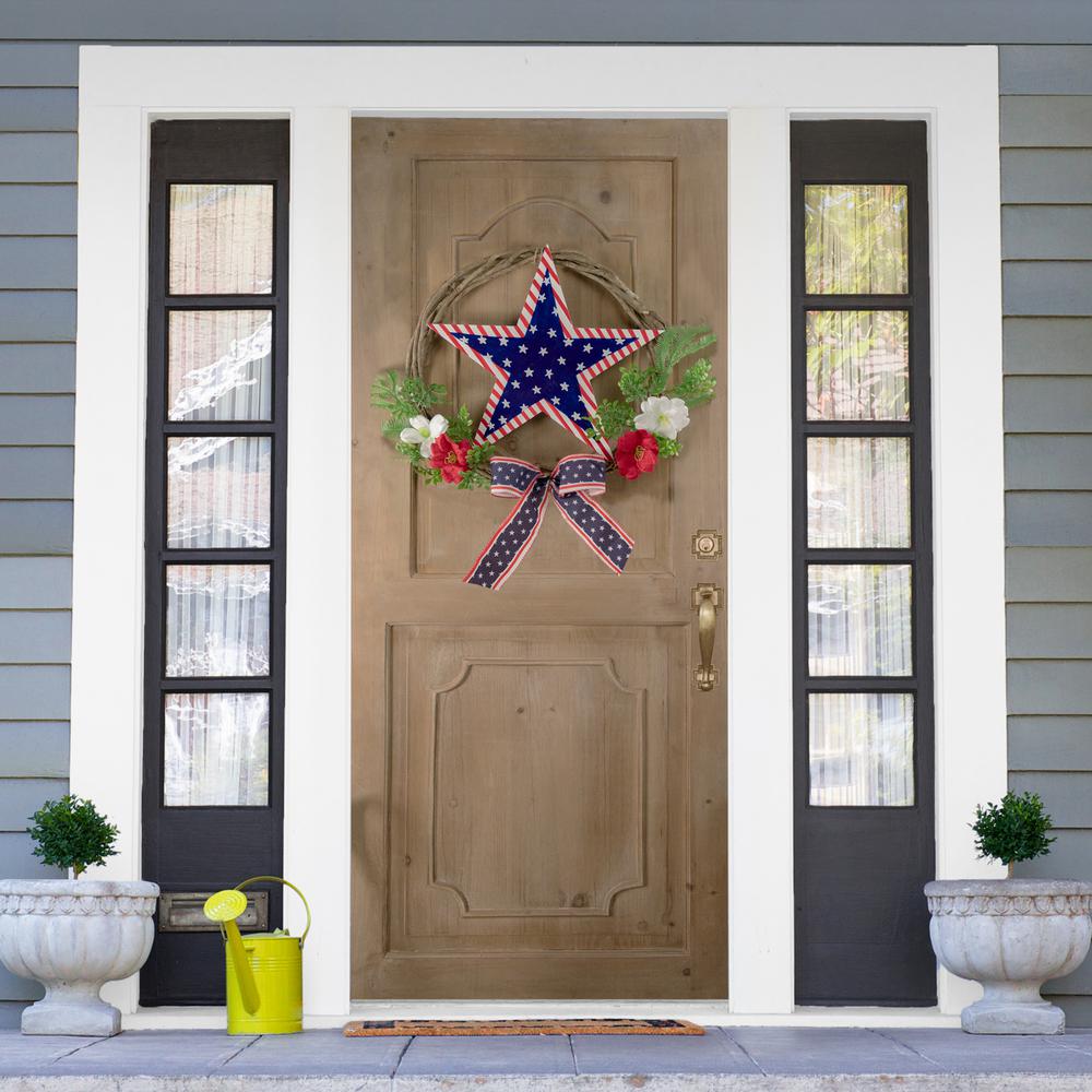 Americana Star and Mixed Floral Patriotic Wreath  24-Inch  Unlit. Picture 2