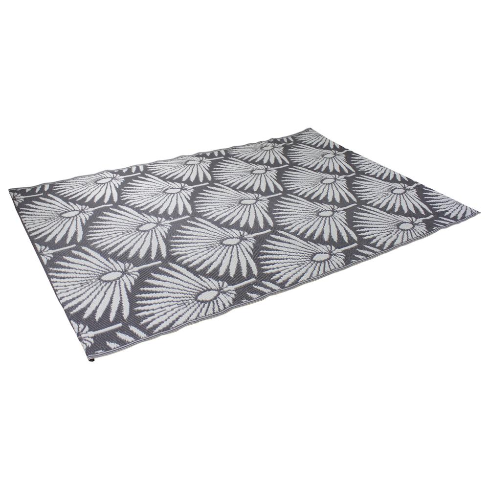 4' x 6' Gray and White Fan Leaf Rectangular Outdoor Area Rug. Picture 3