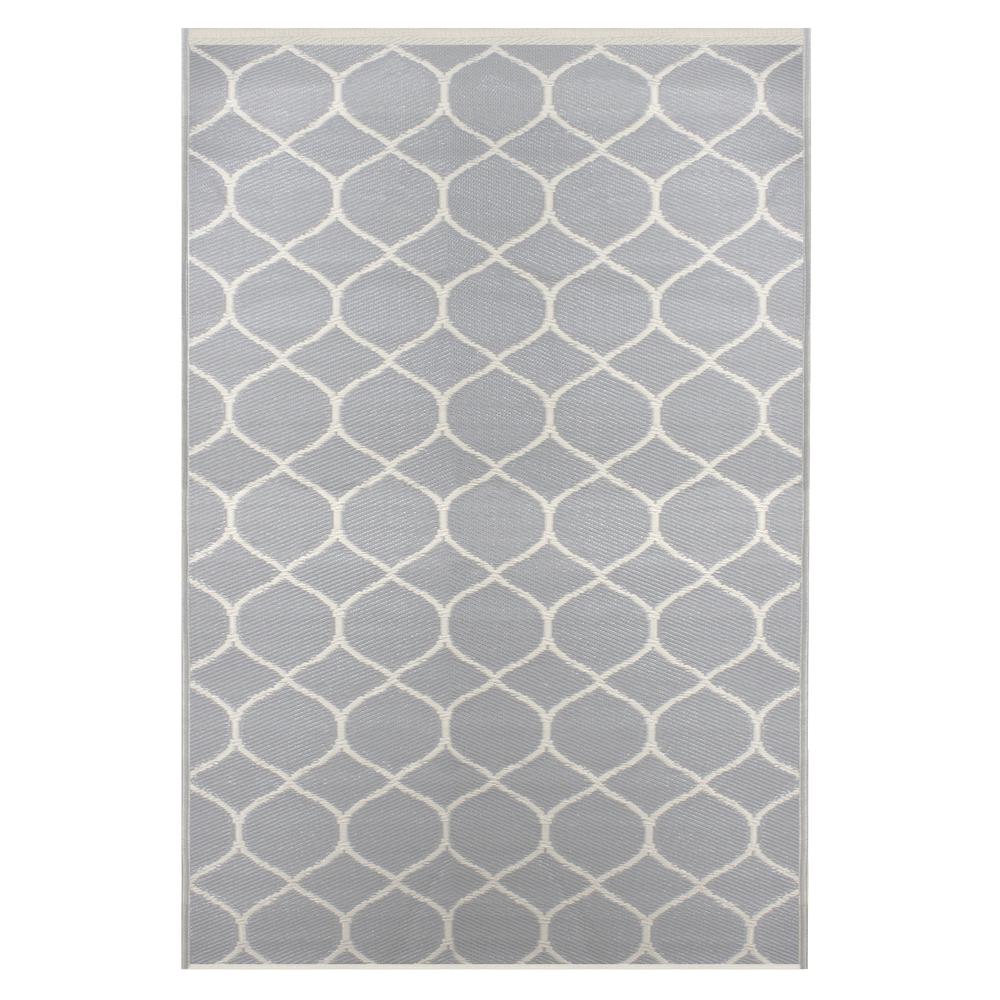 4' x 6' Gray and Beige Honeycomb Pattern Rectangular Outdoor Area Rug. Picture 1