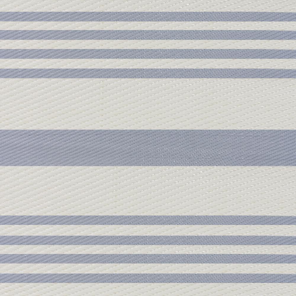 4' x 6' Light Blue and White Striped Rectangular Outdoor Area Rug. Picture 4