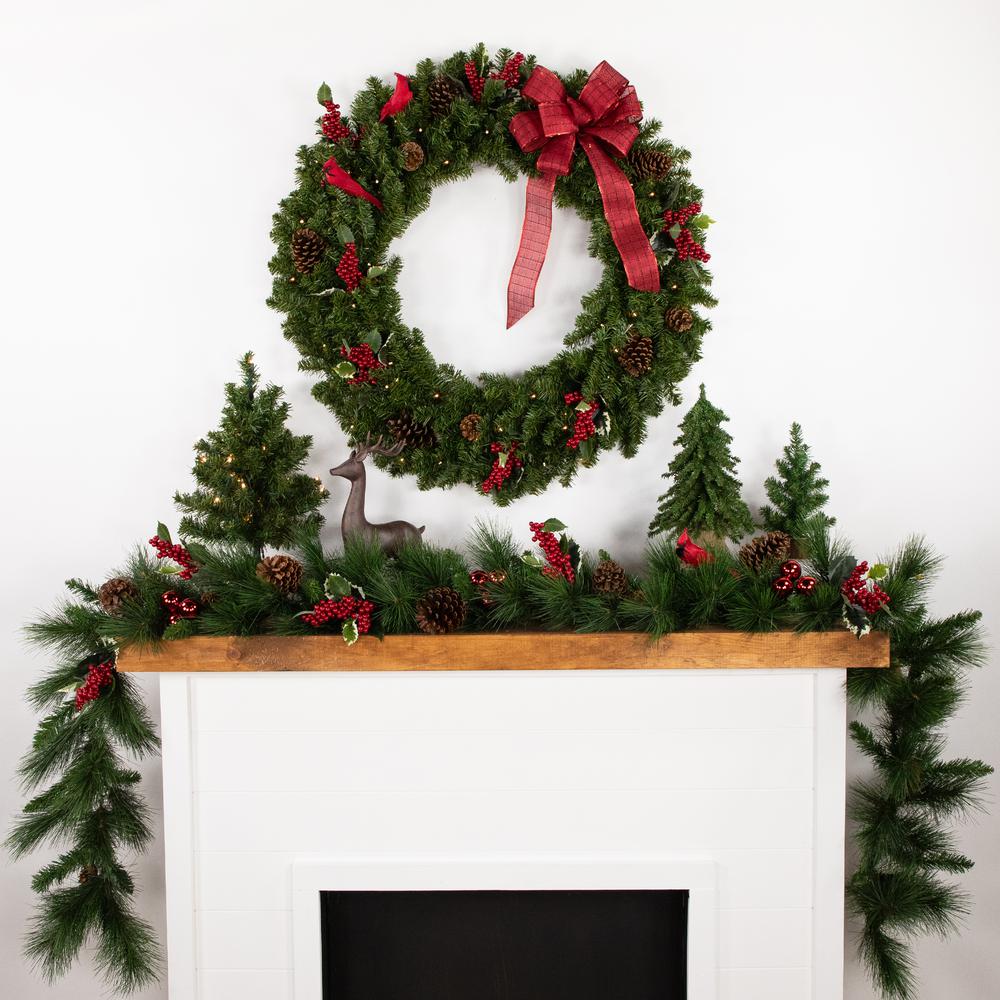 Canadian Pine Artificial Christmas Double Wreath 36-Inch Clear LED Lights. Picture 2
