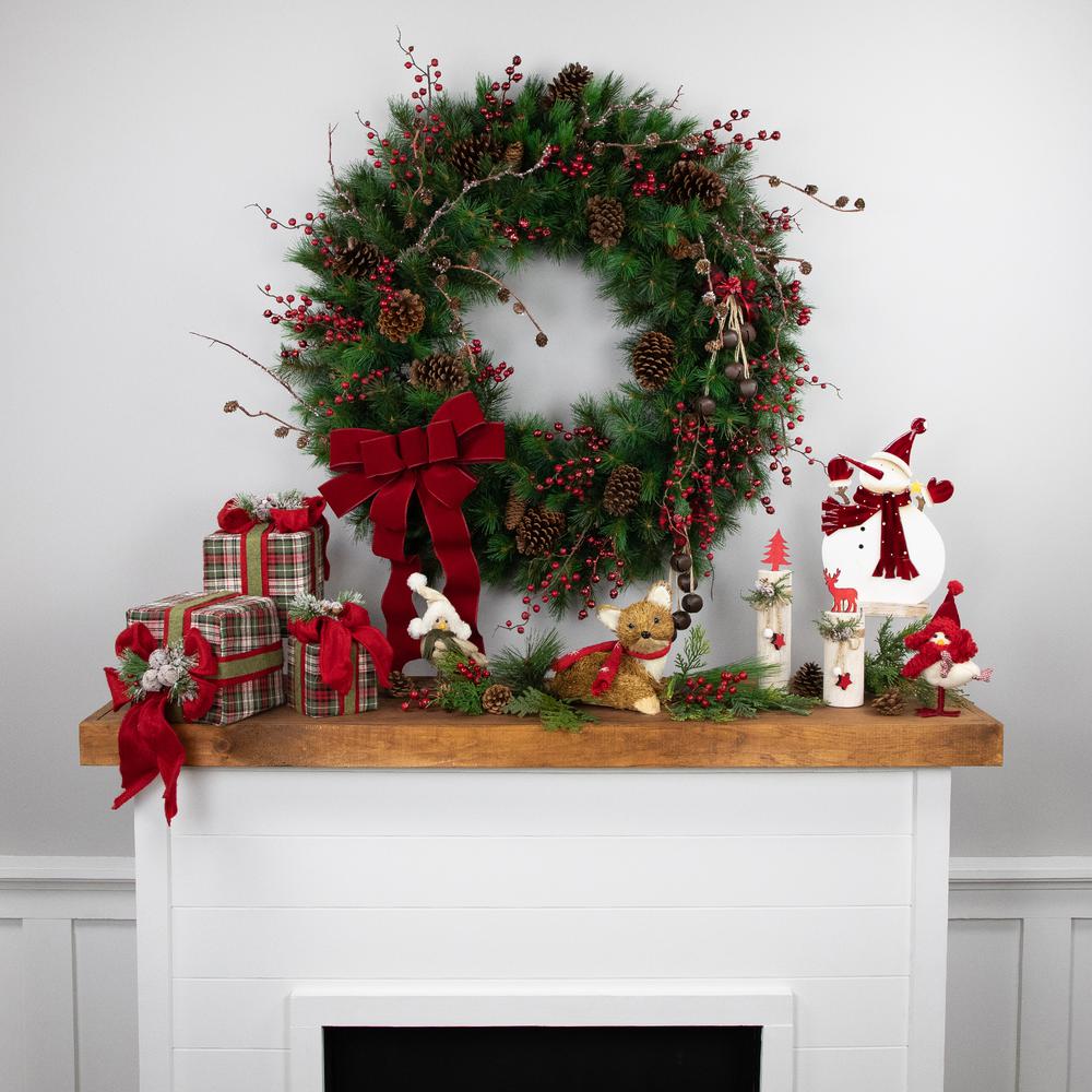 Royal Oregon Pine Artificial Christmas Wreath  36-Inch  Unlit. Picture 3