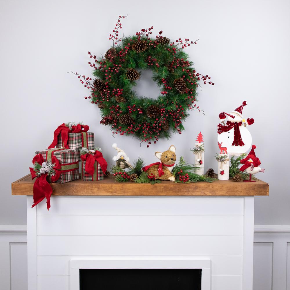Royal Oregon Pine Artificial Christmas Wreath - 24-Inch  Unlit. Picture 3