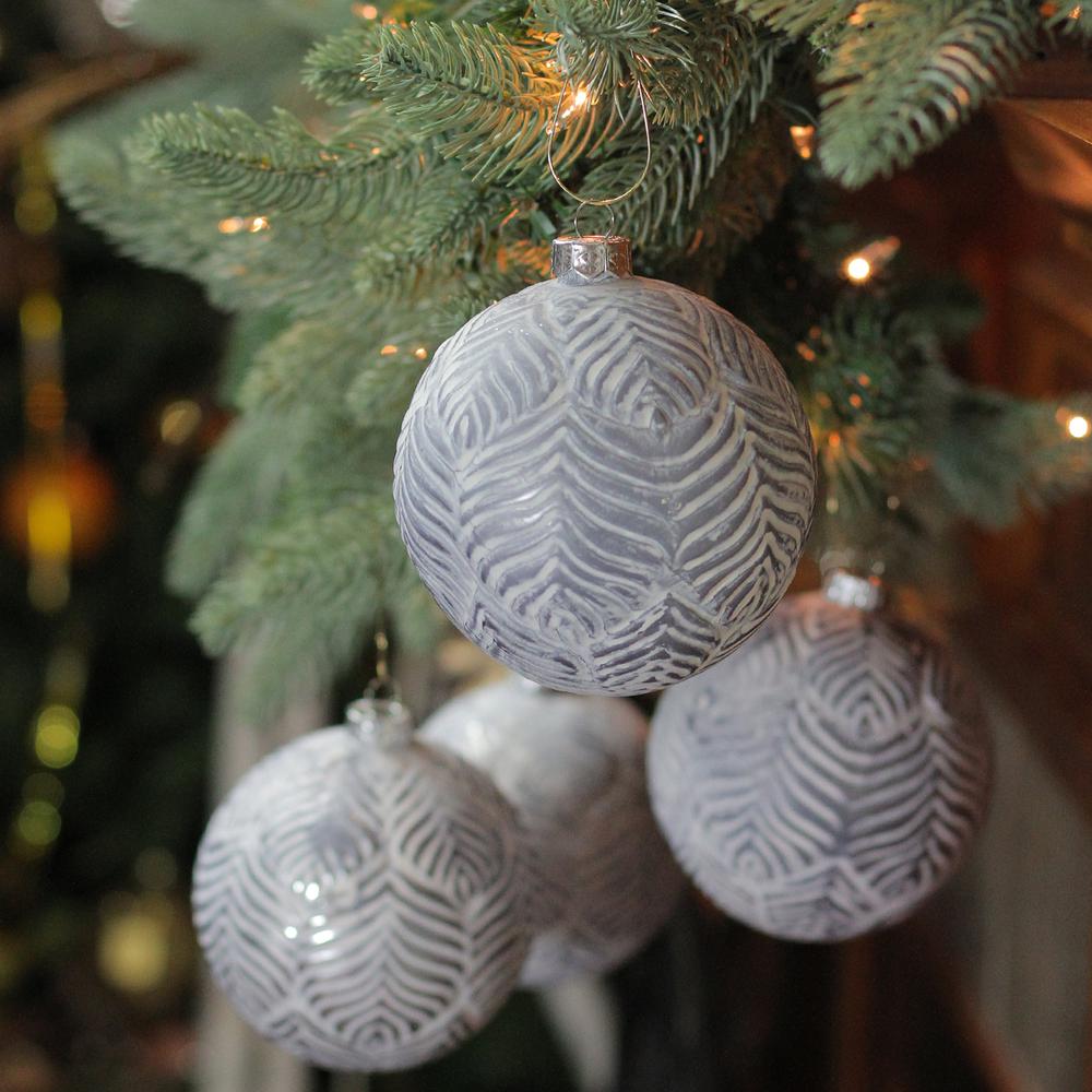 4ct Silver and White Antique Style Glass Christmas Ball Ornaments 4" (100mm). Picture 2